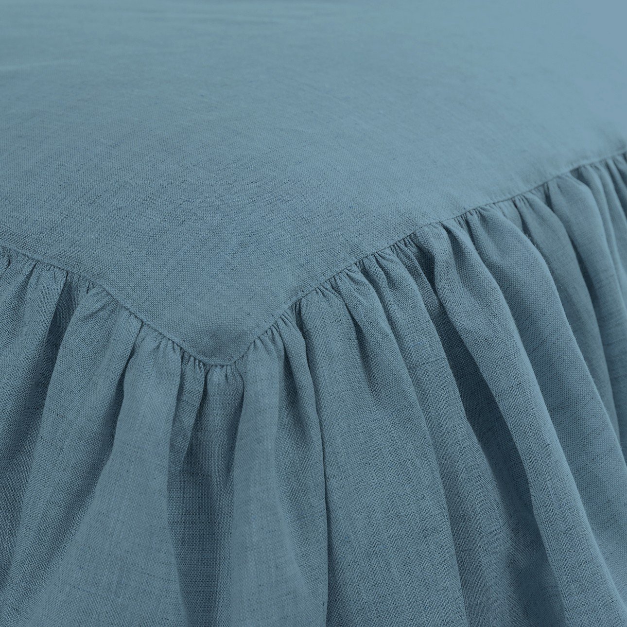 Light blue hotsell bed skirt full